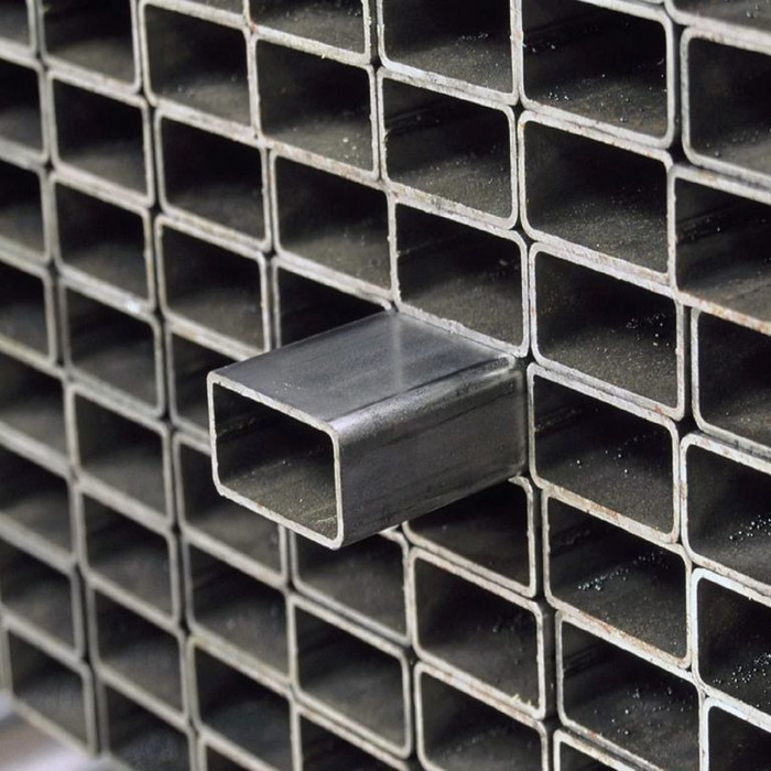 Труба профильная прямоугольная 60х30х2 мм 6 м